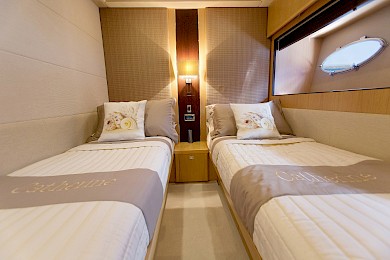 Yacht Catherine cabin