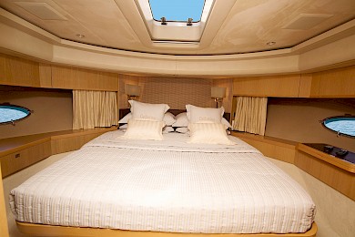 Yacht Catherine cabin