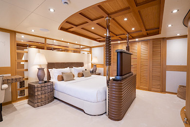 Yacht Zanziba cabin