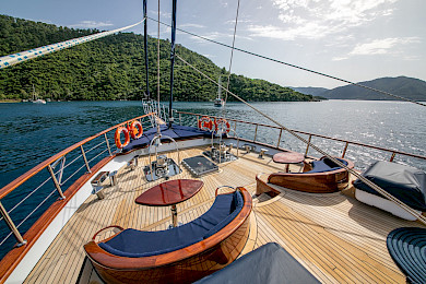 Yacht Voyage deck