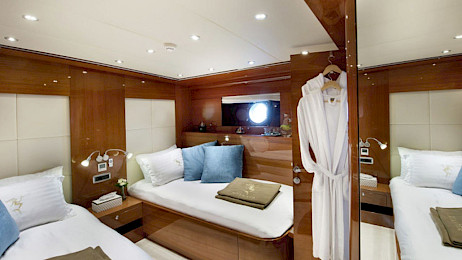 Yacht Mermaid cabin