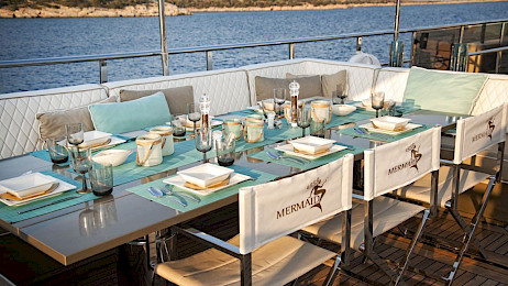 Yacht Mermaid dining table