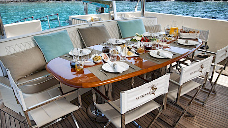 Yacht Mermaid dining table