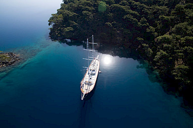 Yacht Alessandro aerial view