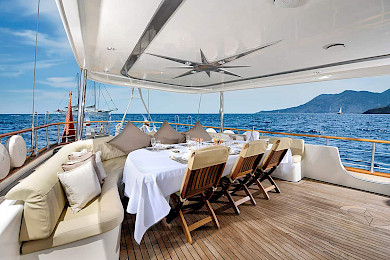 Yacht Alessandro dining table