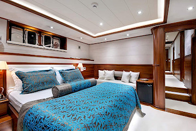 Yacht Alessandro cabin