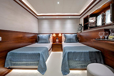 Yacht Alessandro cabin