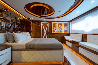 Yacht Sun of Wind cabin