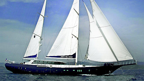 Yacht Perla Del Mare sailing