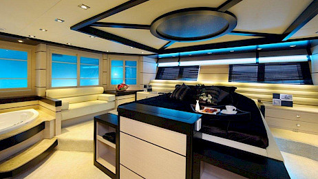 Yacht Perla Del Mare saloon