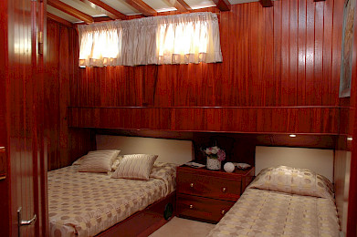 Yacht Matina cabin