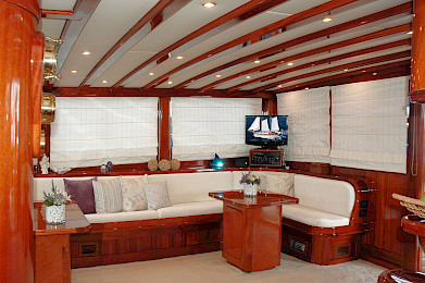 Yacht Matina saloon