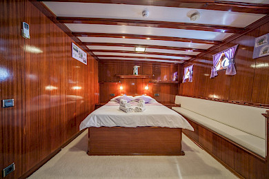 Yacht Stella Maris cabin