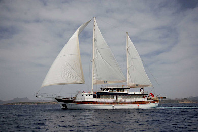 Yacht Boreas sailing