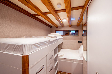 Yacht Boreas cabin