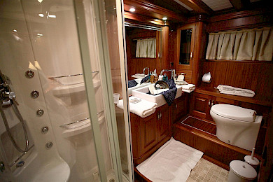 Yacht Nurten A cabin