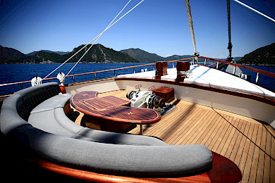 Yacht Nurten A deck