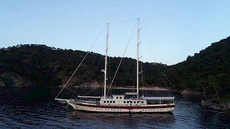 Yacht Tersane 8 side view