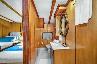 Yacht Tersane 8 cabin