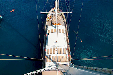 Yacht Tersane 8 deck