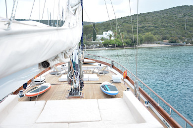 Yacht Papa Joe deck