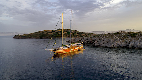 Yacht Ecce Navigo aerial view