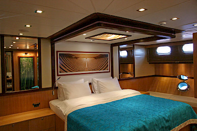 Yacht Getaway cabin