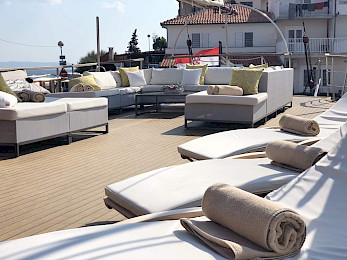 Yacht Romanca deck