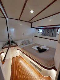 Yacht Anemos cabin