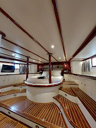 Yacht Anemos cabin