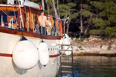 Yacht Morning Star photo