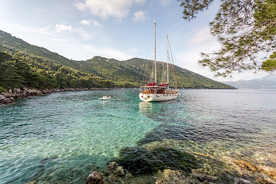 Yacht Morning Star on anchor