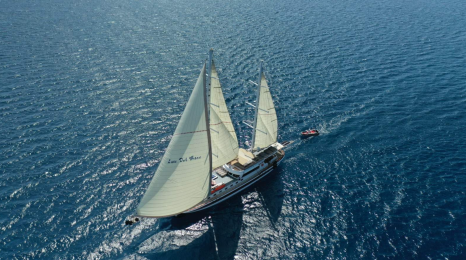 Yacht Luce del Mare sailing