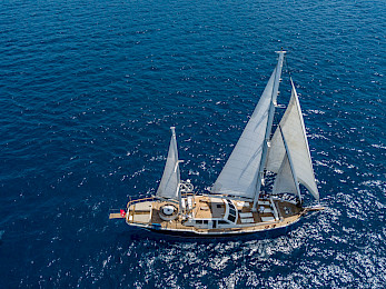 Yacht Luja aerial view