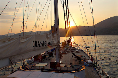 Yacht Grande Mare deck