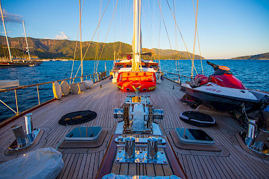 Yacht Grande Mare deck