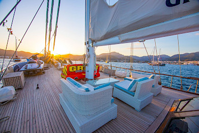 Yacht Grande Mare deck