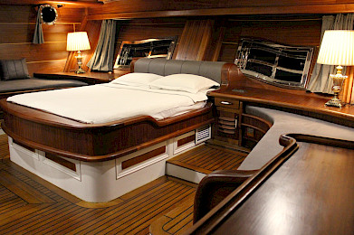 Yacht Grande Mare cabin