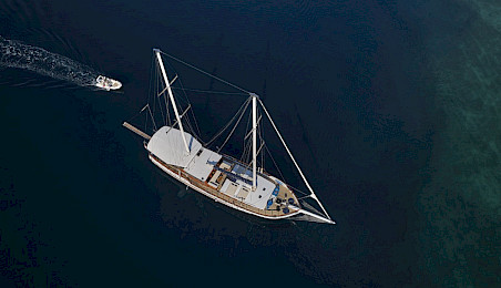 Yacht Perla aerial view