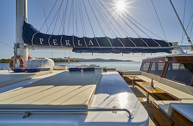 Yacht Perla deck