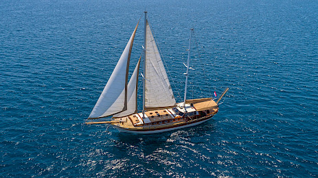 Yacht Angelica aerial view