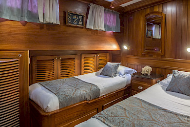 Yacht Carpe Diem 7 cabin