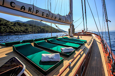 Yacht Carpe Diem 7 deck