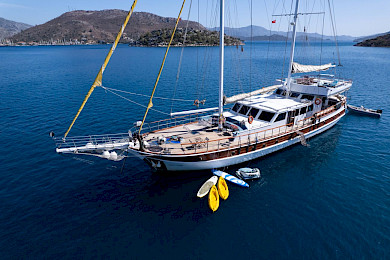 Yacht White Swan aerial view