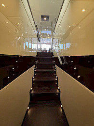 Yacht Siyu hallway