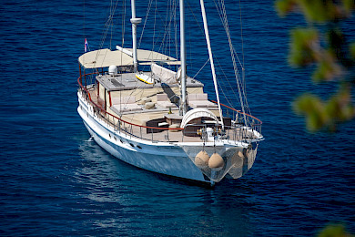 Yacht Summer Princess front view