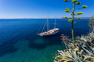 Yacht Summer Princess aerial view