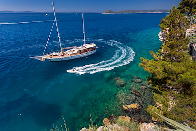 Yacht Summer Princess aerial view