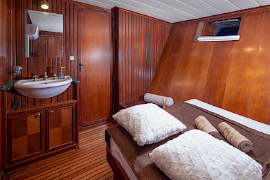 Yacht Summer Princess cabin