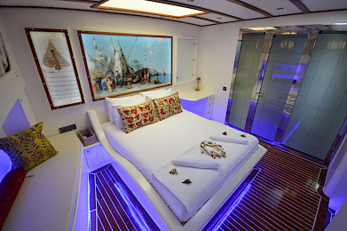 Yacht Gul Sultan cabin